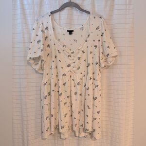 Torrid Blue and Ivory Short Sleeve Pleated Blouse Size 3